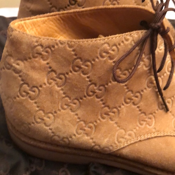 Gucci suede monogrammed boots - Picture 6 of 8